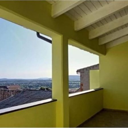 La Casa Del Sole - Casa Vacanze Uri Exterior foto